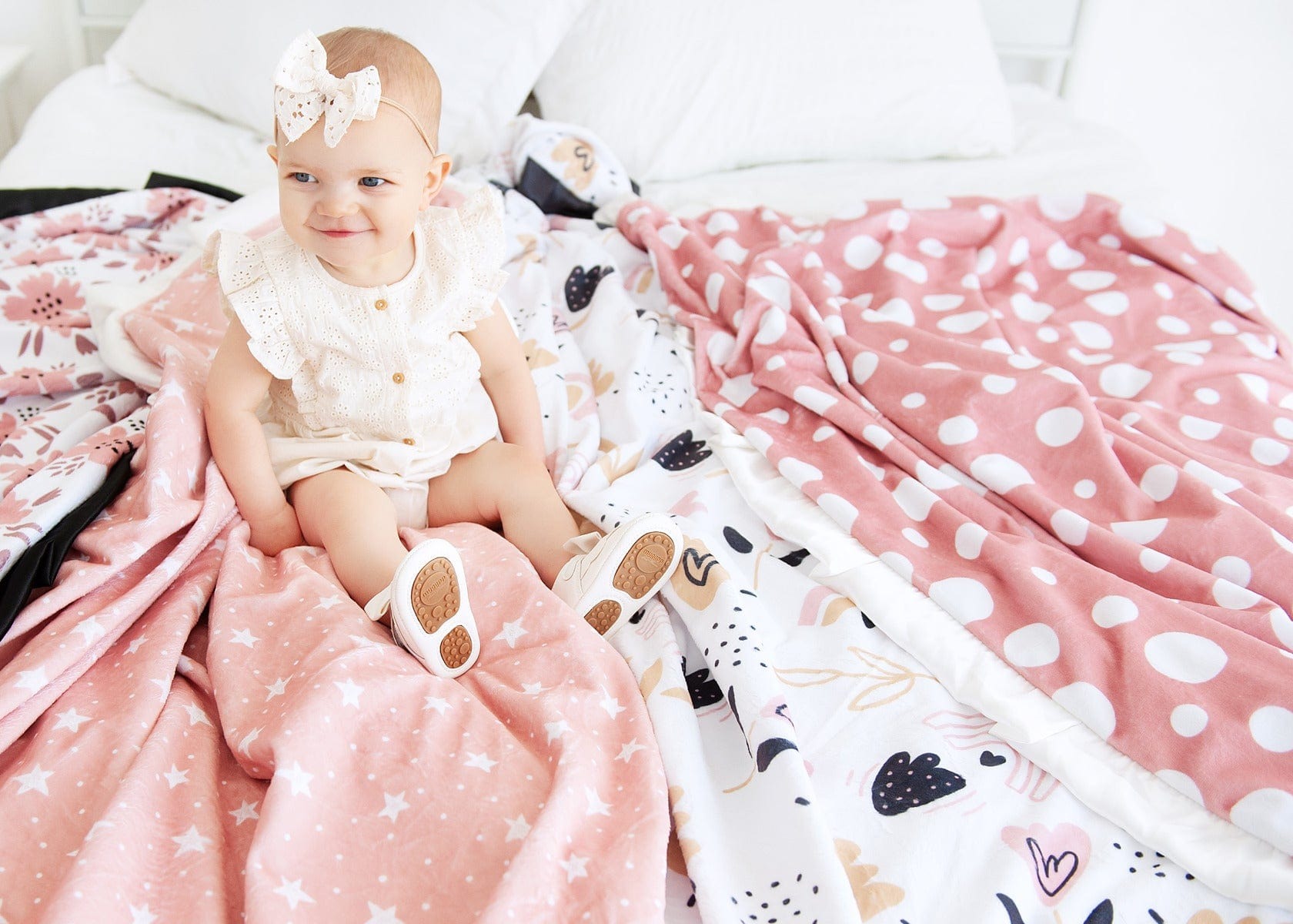 What is Minky Fabric? Unveiling the Soft and Luxurious World of Minky